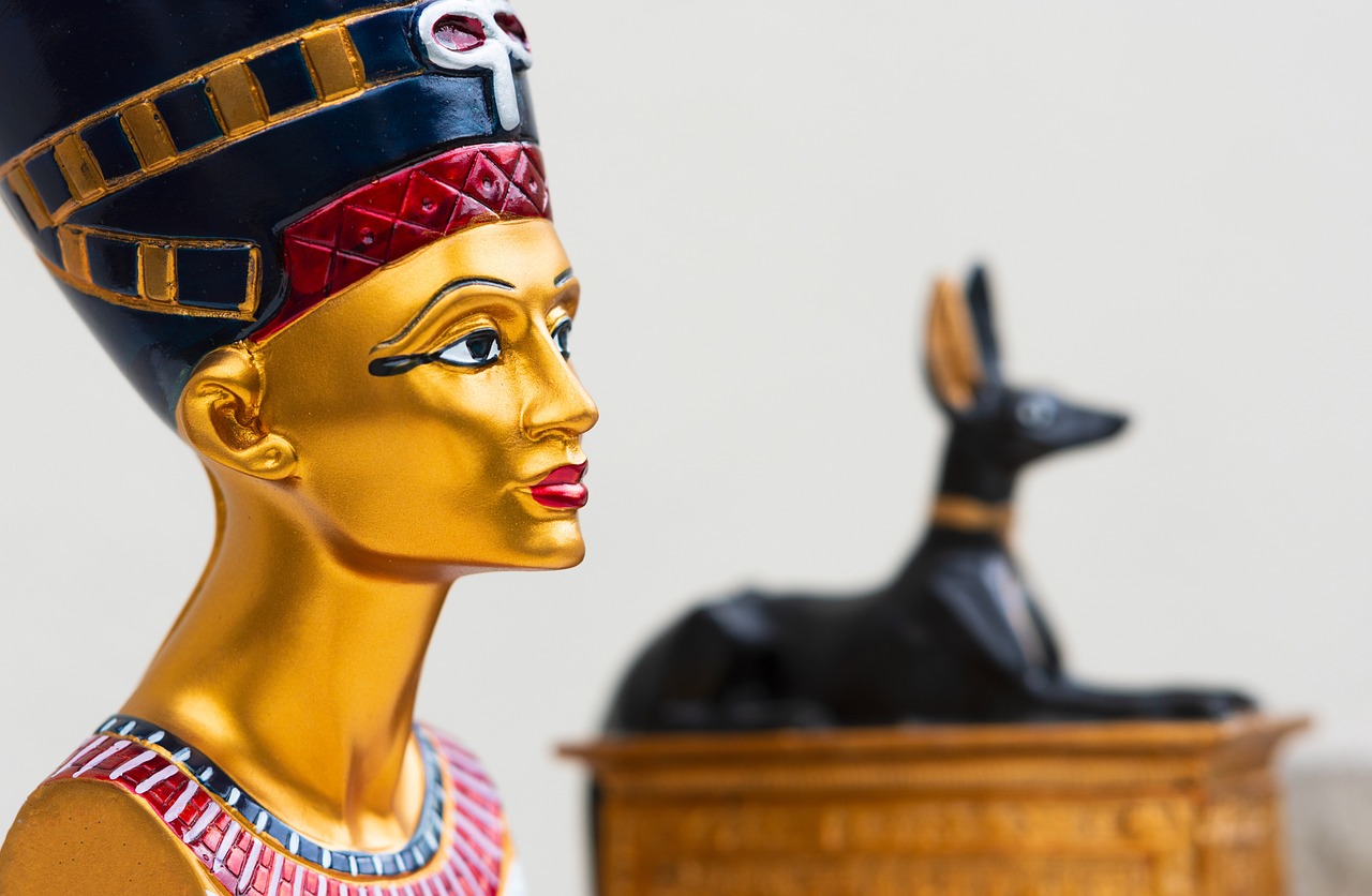 Nefertiti: The Powerful Egyptian Queen